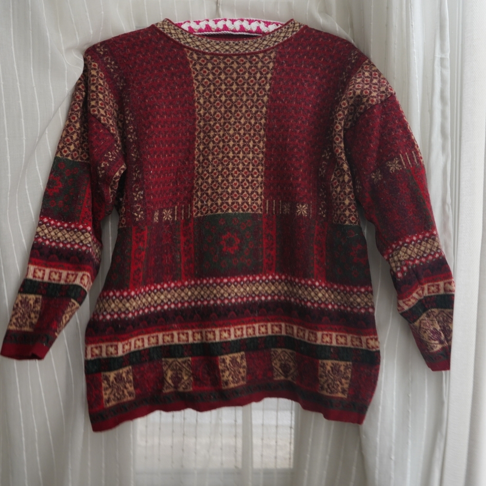 Vintage Red and Green Patterned Wool Sweater